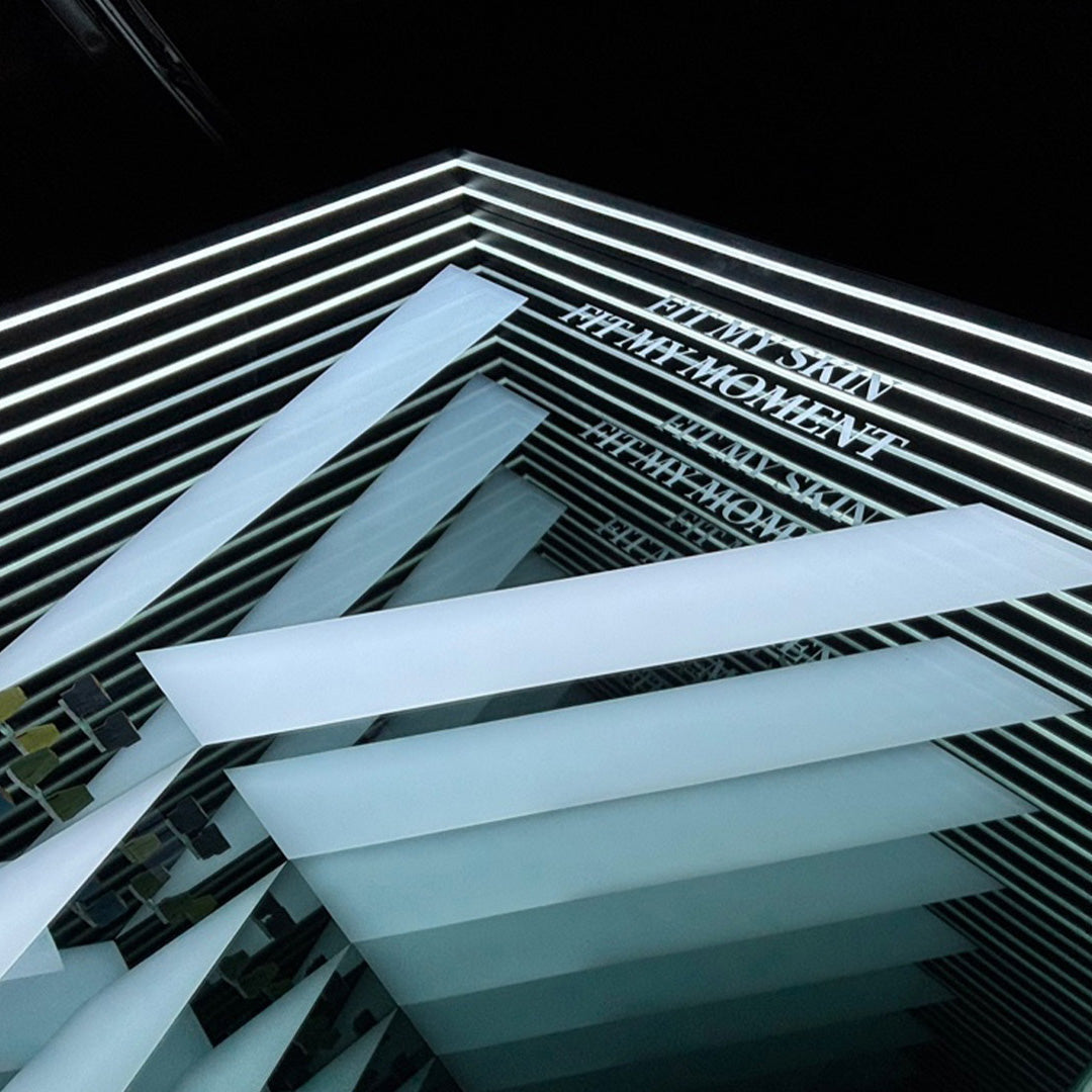 インフィニットミラー ·ネオンサイン